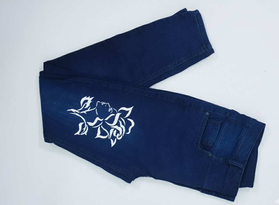 Rose Graphic Jeans